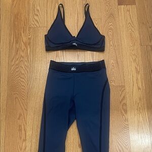 ALO Yoga Deep Blue Bra and Leggings Set